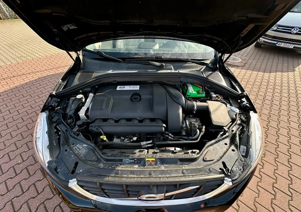 Volvo XC 60 cena 54000 przebieg: 196400, rok produkcji 2010 z Górzno małe 137